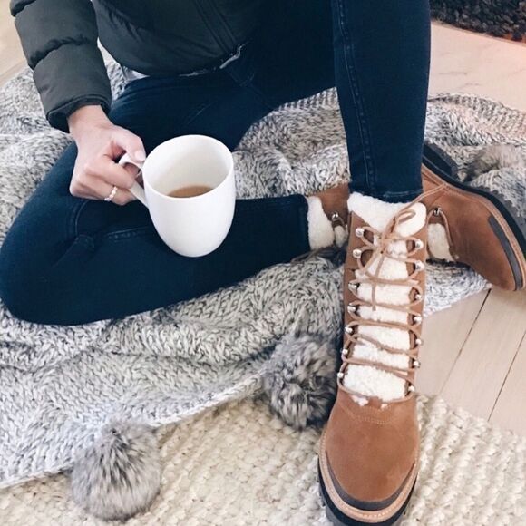 Marc fisher snow boots - Picture 1 of 3